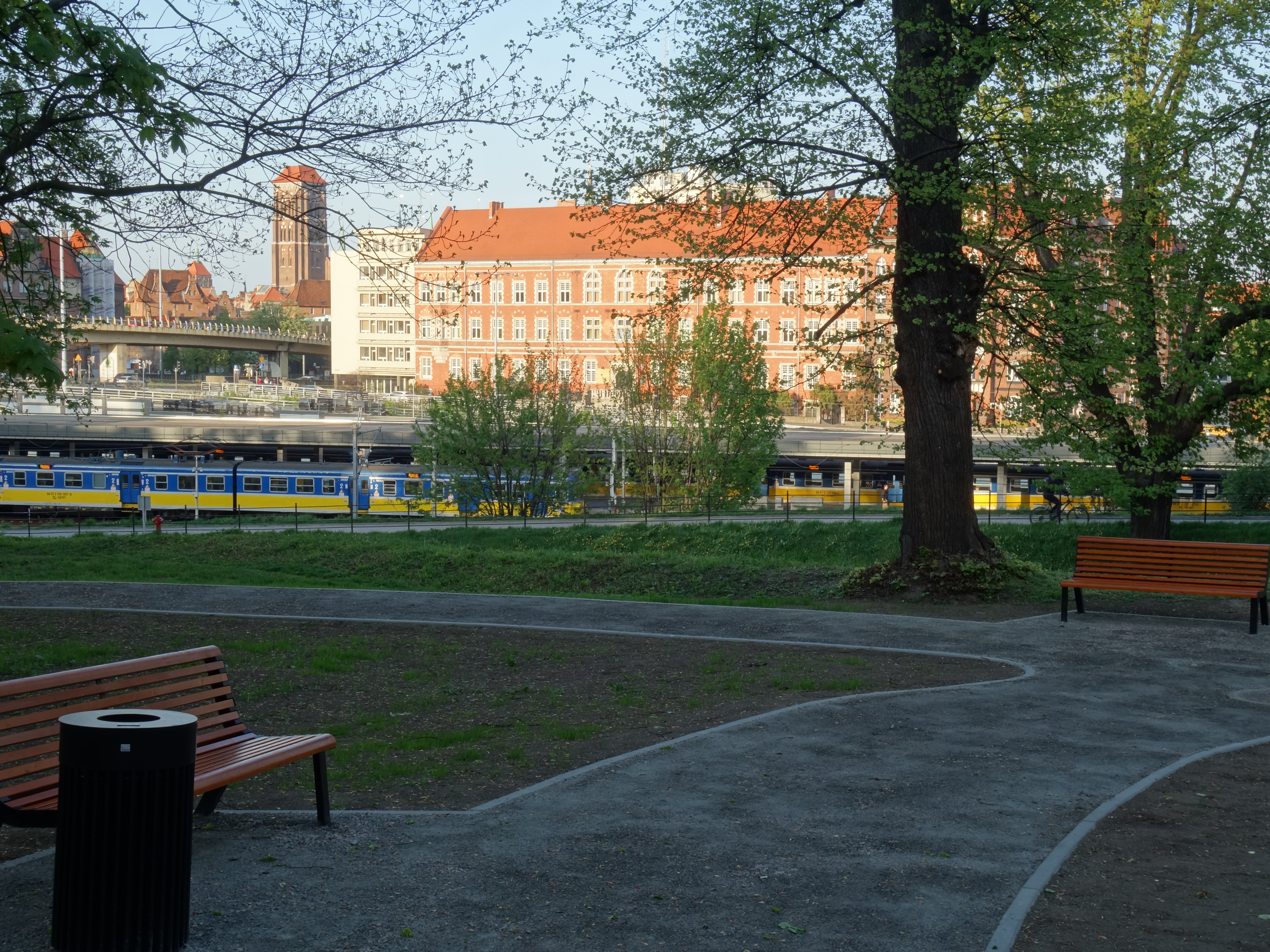 7 mniej znanych miejsc w centrum Gdańska, gdzie można usiąść i odpocząć
