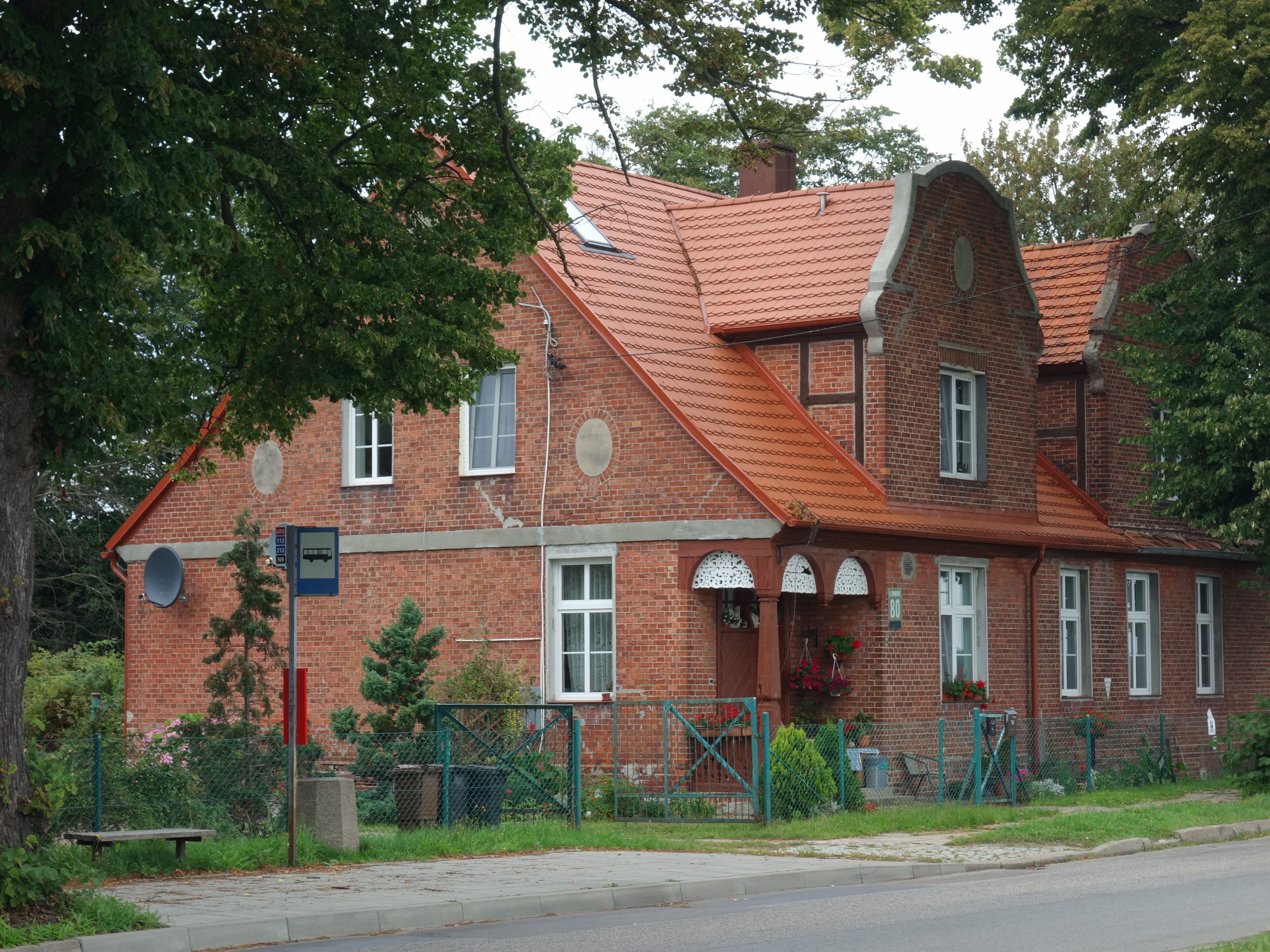 7 niestandardowych (BARDZO ciekawych) miejsc w Gdańsku, gdzie mieszkają ludzie #2