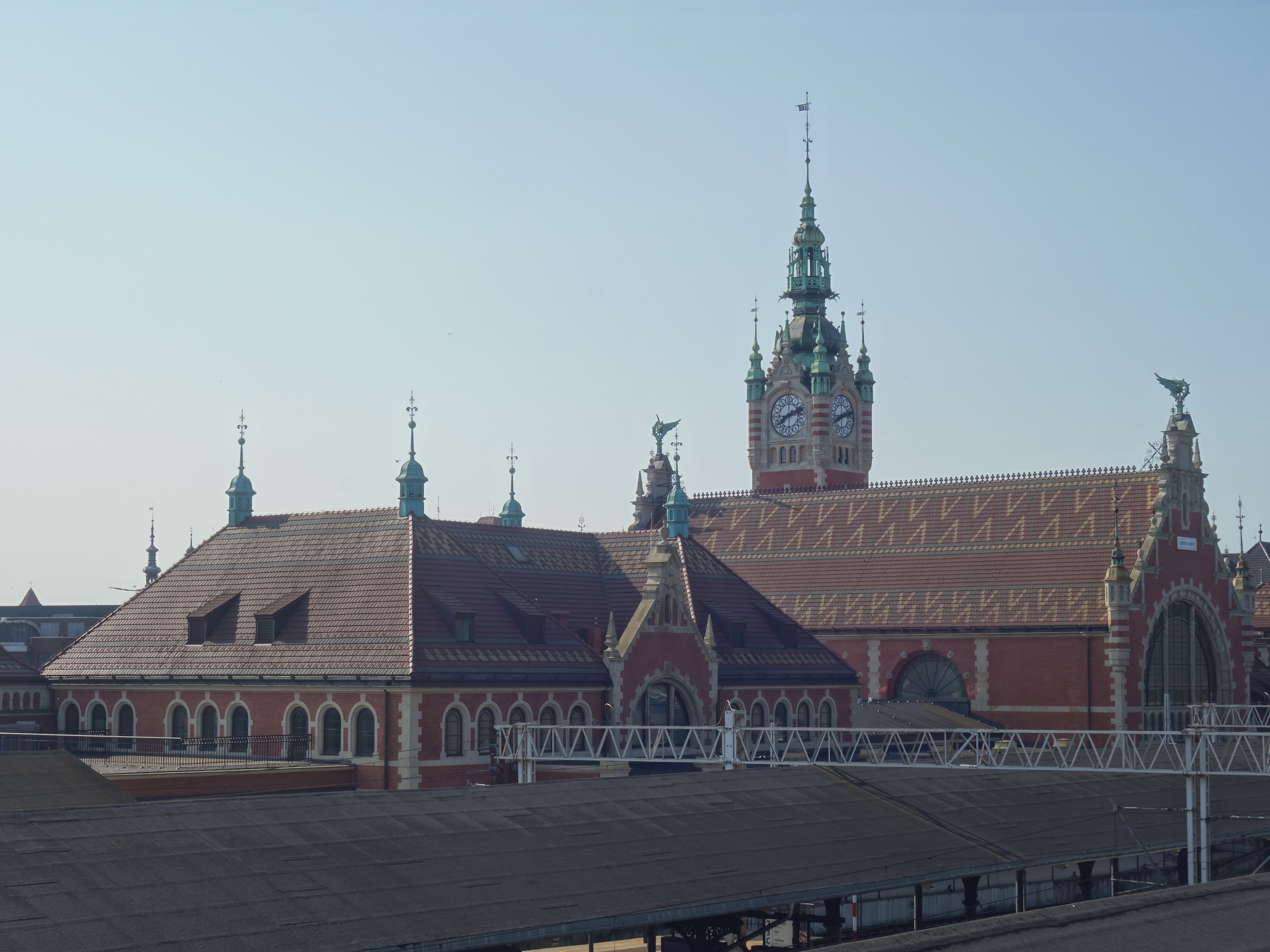 Klimatyczny Dolny Wrzeszcz, największy skarb Brzeźna, nietypowy punkt widokowy Przymorza – odkrywanie Gdańska na rowerze